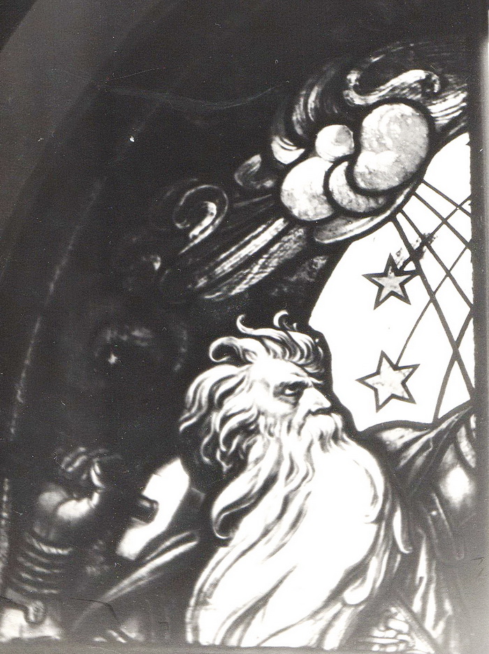 Витраж с изображением бога Тора по адресу Петербург, ул. Большая Морская, 35. Фото 1970-х, из архива Т.Княжицкой