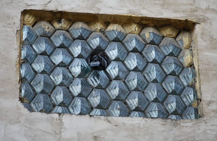 Окна со стеклоблоками Фальконье в С.-Петербурге по адресу Гагаринская ул., 5. Фото 2023