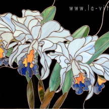 Витражная картина "Белые орхидеи"